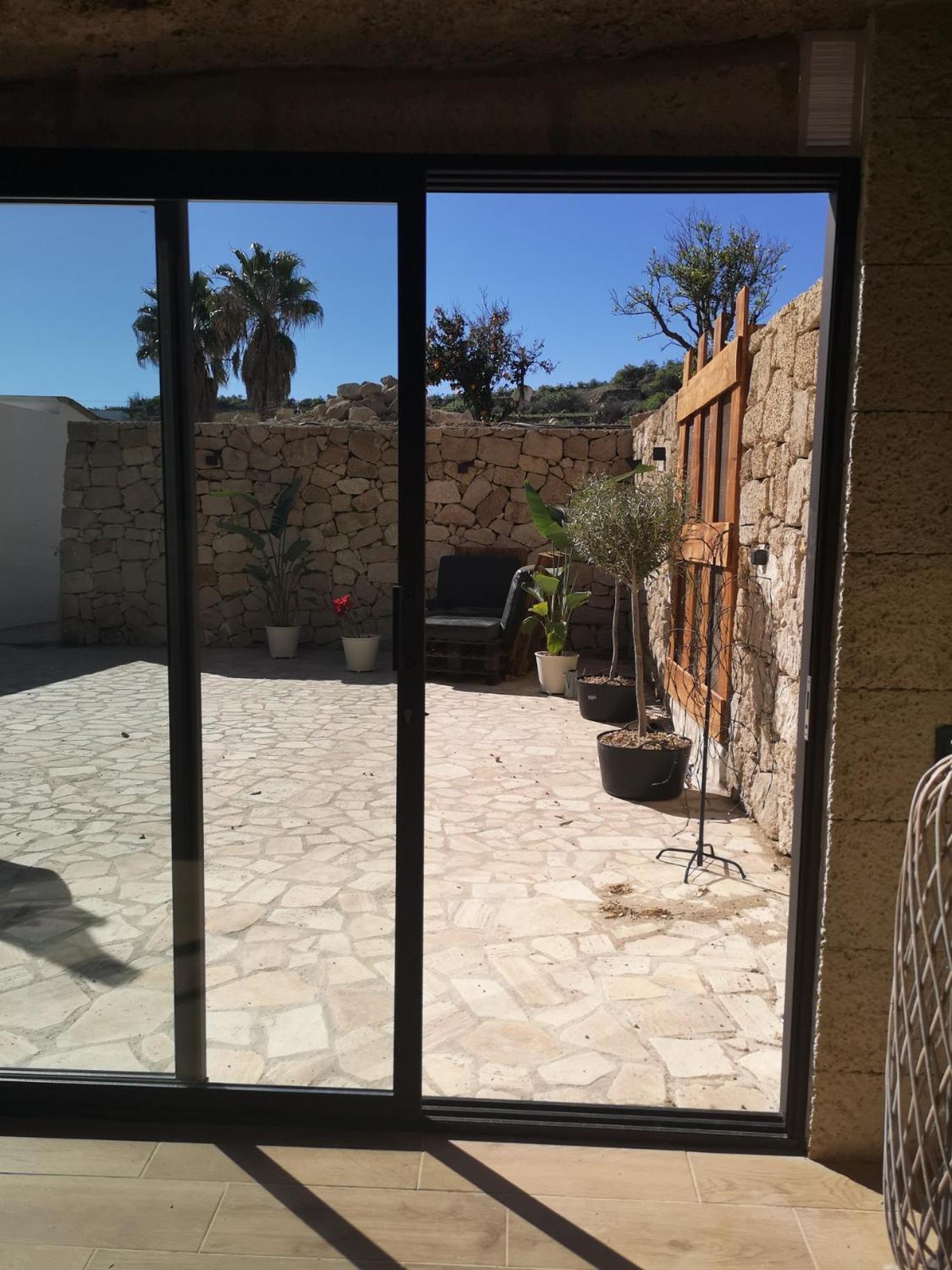 Güimar Hoehlenapartment מראה חיצוני תמונה